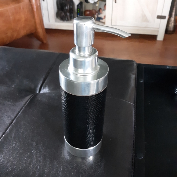 Luxury bath and office accessories. Starting $215. - Picture 1 of 1